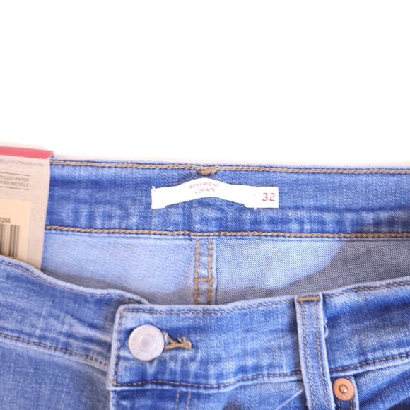 Levi's Distressed Boyfriend Copain Blue Jeans 32 x 30 New with Tags - Picture 11 of 12